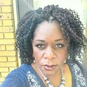 Meet your Posher, Rita